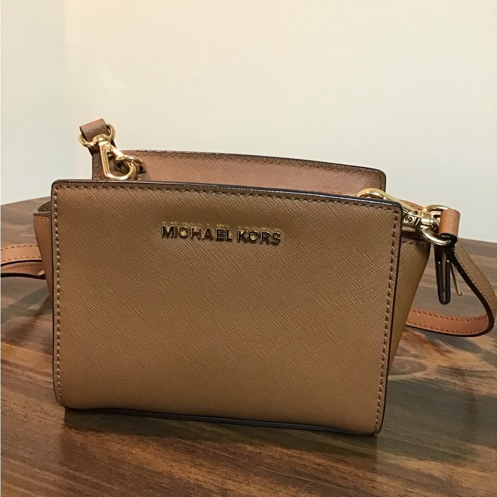 Michael Kors Tan Leather Crossbody Bag with Gold Hardware